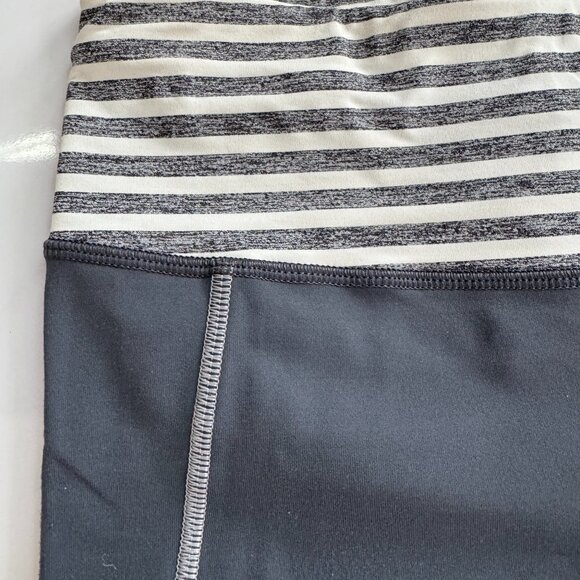 LuluLemon Work Out Pant - Picture 2 of 7